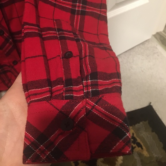 COPY - Legendary Whitetails women’s flannel xs - Picture 4 of 6